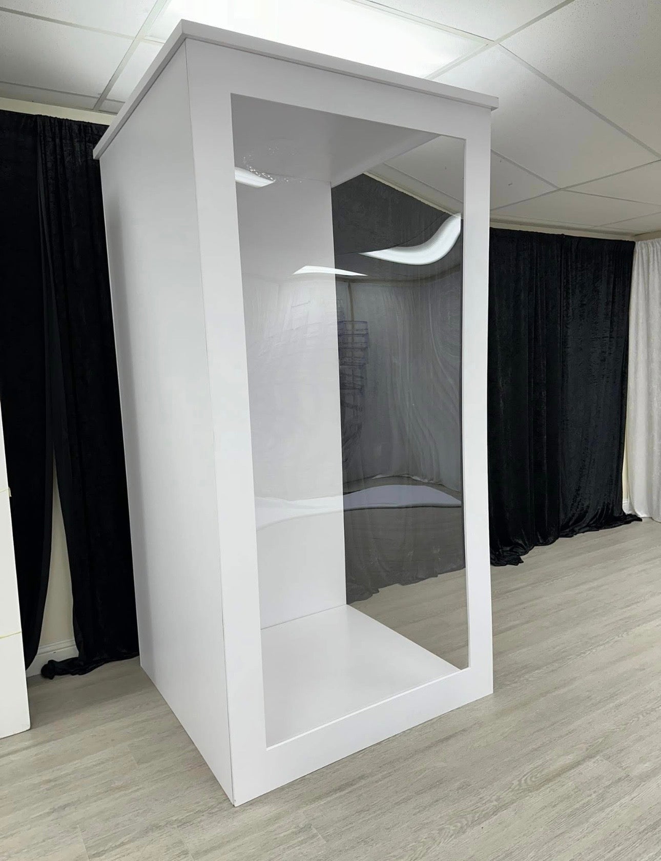 Magazine Booth-Foldable